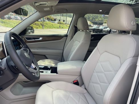 New 2026 Volkswagen Atlas SE image 15