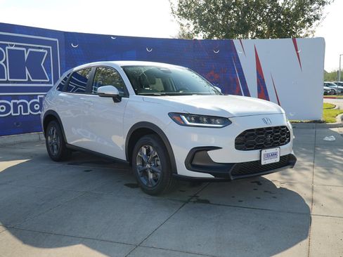 New 2026 Honda HR-V LX image 3