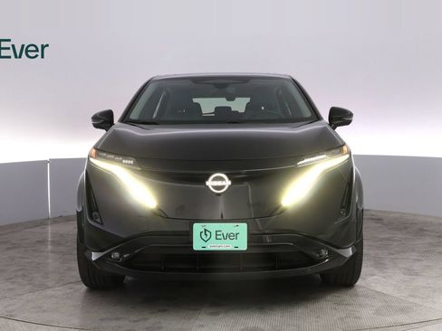Used 2024 Nissan Ariya AWD image 12