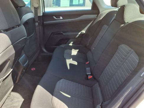 Used 2025 Kia K5 LXS FWD image 7