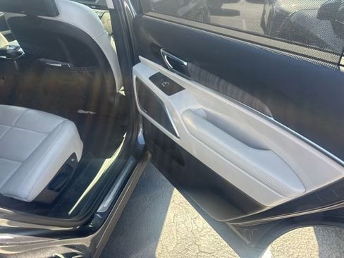 Used 2023 Kia Telluride SX AWD/4WD image 10