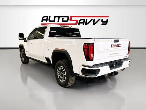 Used 2023 GMC Sierra 2500 AT4 image 5