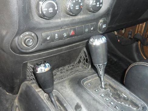 Used 2011 Jeep Wrangler Unlimited 70th Anniversary w/ Dual Top Group image 23