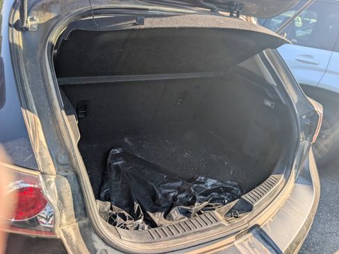 Used 2011 MAZDA MAZDA3 s Sport FWD image 44