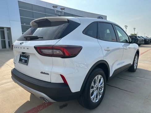 Used 2025 Ford Escape Active image 27