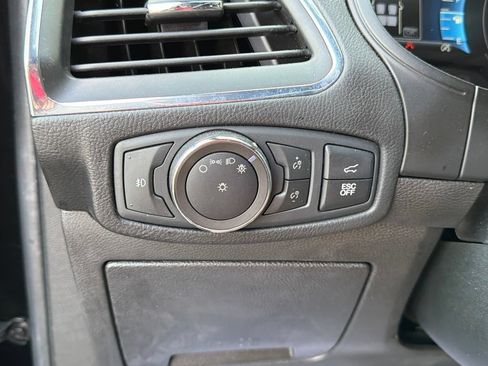 Used 2022 Ford Edge ST AWD/4WD image 25