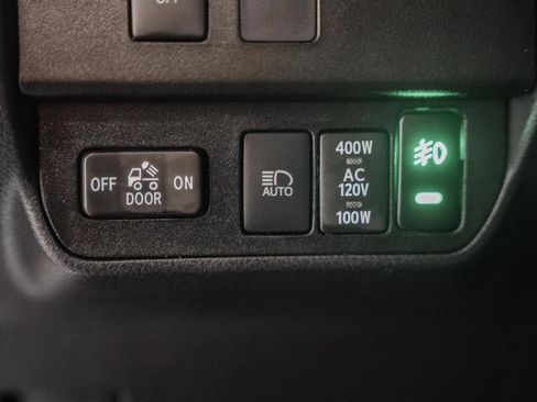 Used 2022 Toyota Tacoma SR5 w/ Trail Edition AWD/4WD image 48