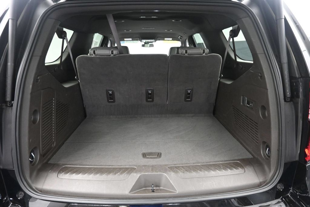 Used 2026 GMC Yukon XL Elevation AWD/4WD image 12