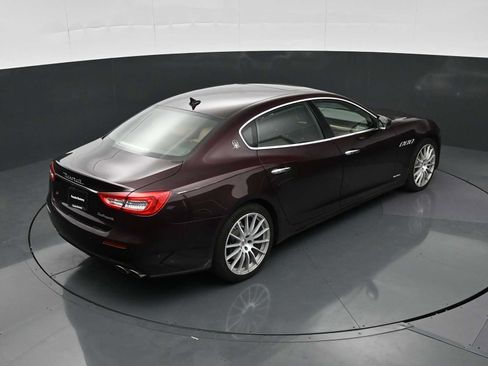 Used 2018 Maserati Quattroporte S GranLusso RWD image 33