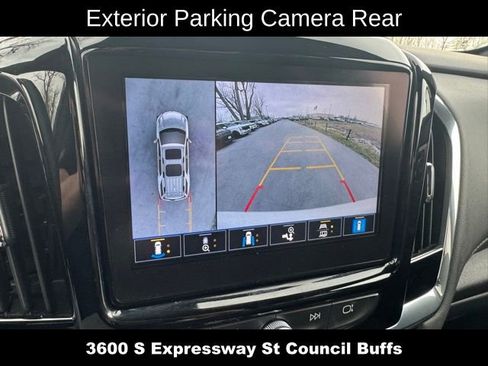 Used 2023 Chevrolet Traverse Premier AWD/4WD image 27