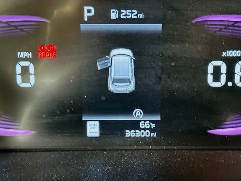 Used 2025 Kia Soul LX w/ LX Technology Package image 19