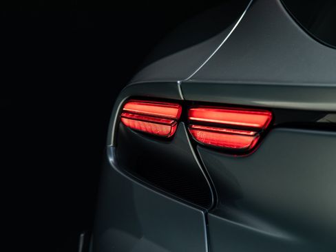 Certified 2024 Ferrari Purosangue AWD/4WD image 23