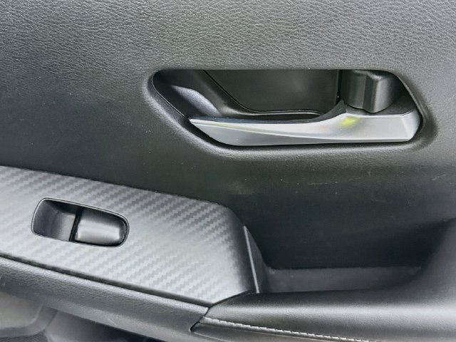 Used 2020 Nissan Sentra S FWD image 28