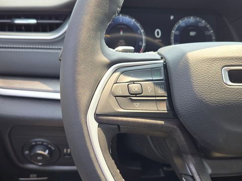 New 2025 Jeep Grand Cherokee Limited image 33