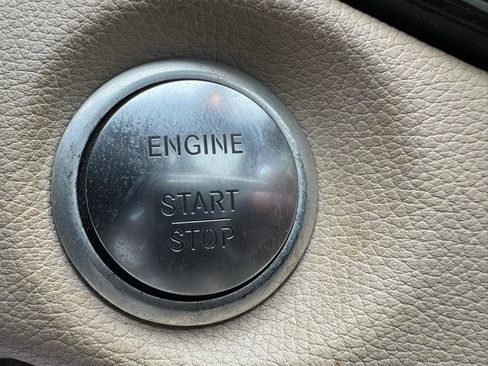 Used 2019 Mercedes-Benz CLA 250 4MATIC image 20