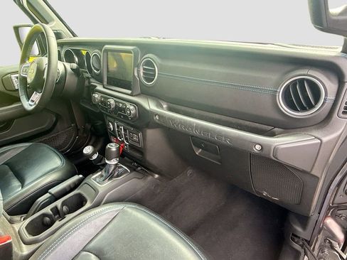 Used 2023 Jeep Wrangler Unlimited Rubicon 4xe AWD/4WD image 33