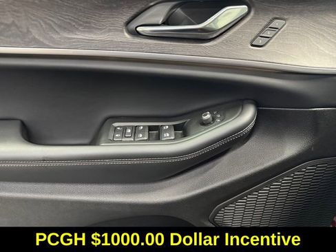 Used 2025 Jeep Grand Cherokee L Limited image 26