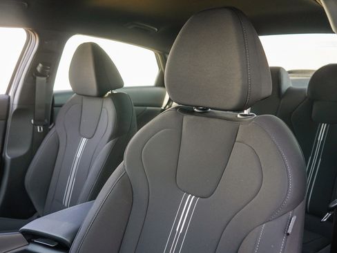 New 2025 Hyundai Elantra Sport image 18