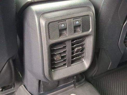 Certified 2025 Ford Bronco Badlands AWD/4WD image 11