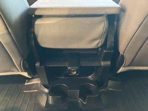 Used 2017 Ford F250 XLT image 25