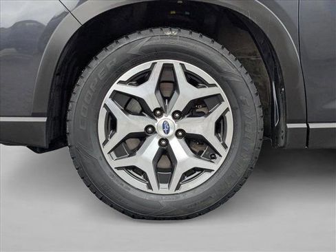 Used 2019 Subaru Forester Premium w/ All-Weather Package image 26