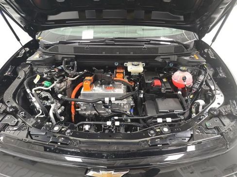 New 2026 Chevrolet Equinox EV LT image 30