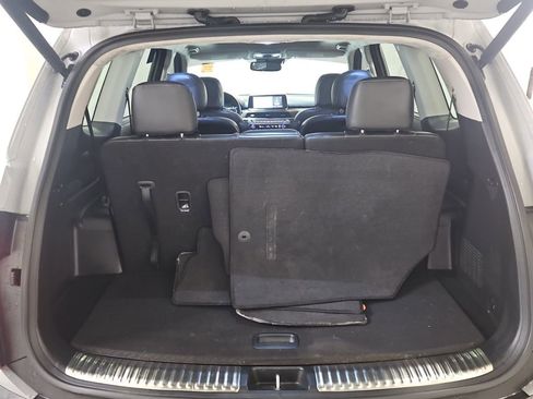 Used 2022 Kia Telluride SX w/ SX Prestige Package image 4