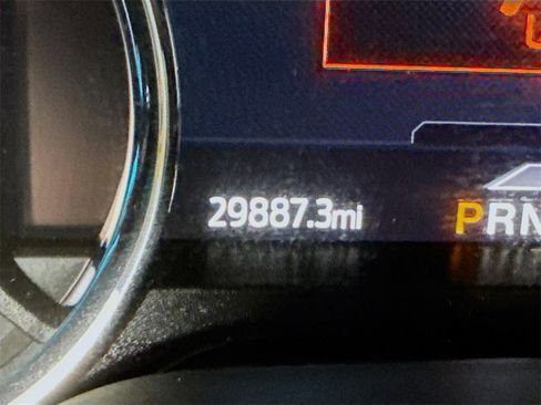 Used 2022 Ford F450 Platinum w/ FX4 Off-Road Package image 4