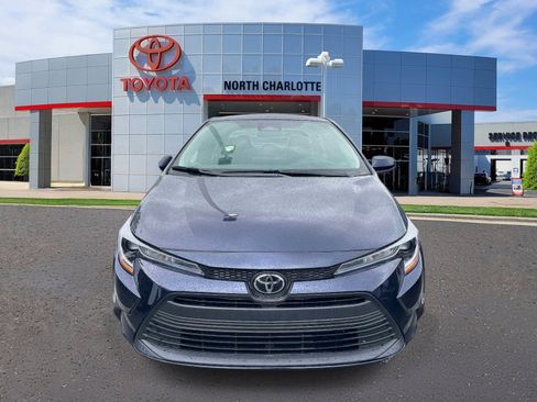 Used 2025 Toyota Corolla LE w/ Convenience Package FWD image 7