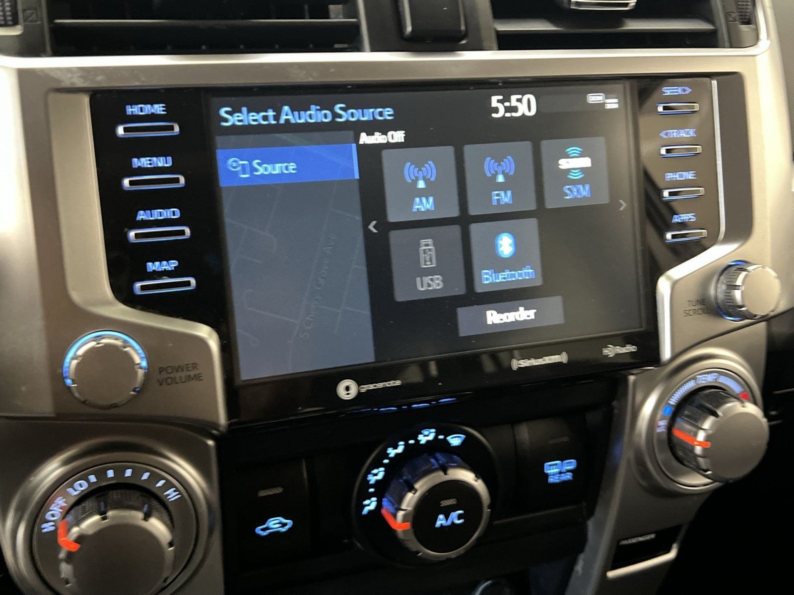 Used 2022 Toyota 4Runner SR5 Premium w/ Moonroof Package AWD/4WD image 17