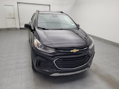 Used 2017 Chevrolet Trax LT FWD image 14