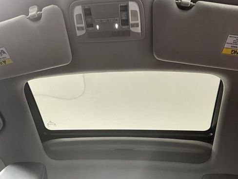 Used 2022 Acura ILX w/ Premium Package FWD image 32