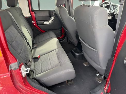 Used 2012 Jeep Wrangler Unlimited Sahara w/ Dual Top Group image 13