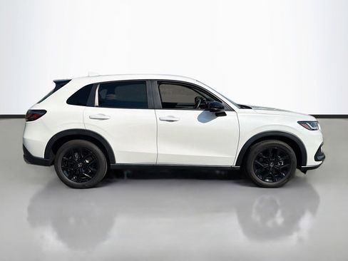 Used 2024 Honda HR-V Sport image 4