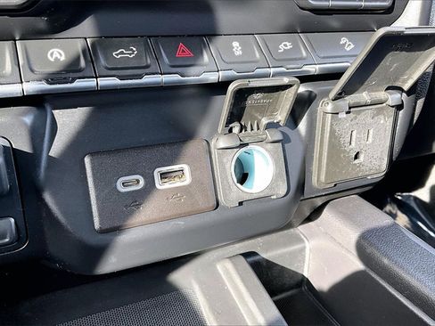 Used 2021 GMC Sierra 1500 AT4 w/ AT4 Value Package image 33