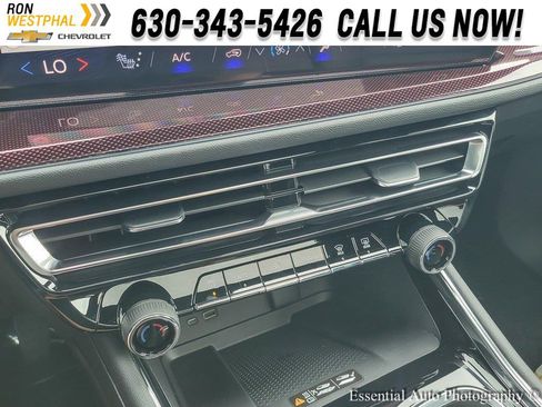 New 2026 Chevrolet Traverse Z71 w/ Driver Confidence Package image 15