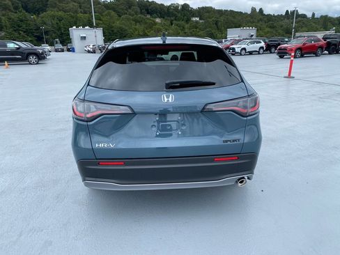 Used 2025 Honda HR-V Sport image 7