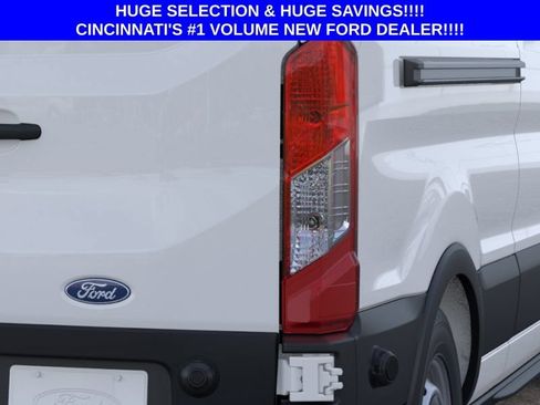 New 2026 Ford Transit 250 148 Medium Roof RWD image 21