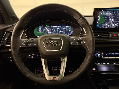 Used 2023 Audi SQ5 Premium Plus w/ Premium Plus Package image 17