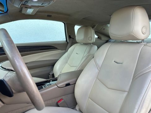 Used 2014 Cadillac ELR w/ Luxury Package FWD image 5