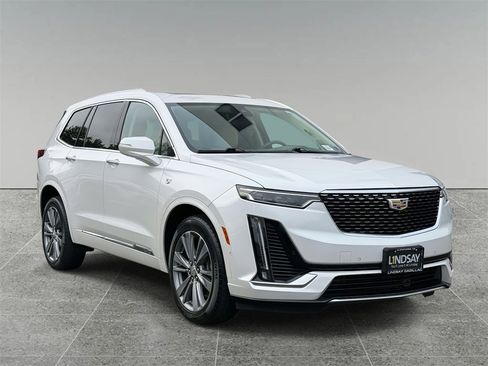 Used 2020 Cadillac XT6 Premium Luxury image 9