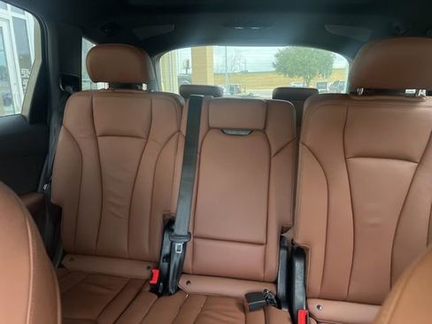 Used 2025 Audi Q7 3.0T Premium Plus image 9