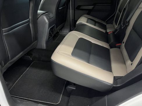 Used 2024 Ford Bronco Wildtrak AWD/4WD image 15