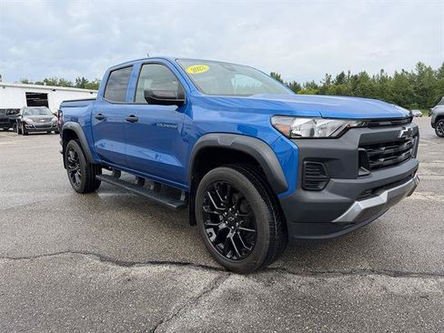 Used 2023 Chevrolet Colorado Trail Boss w/ Advanced Trailering Package AWD/4WD image 8