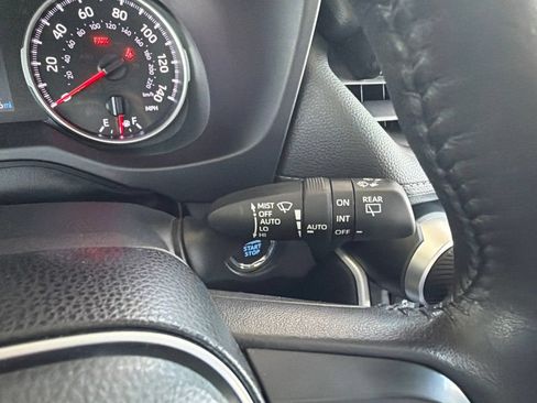 Used 2022 Toyota RAV4 XLE w/ Convenience Package AWD/4WD image 30