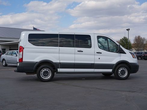 Used 2018 Ford Transit 150 XL RWD image 2