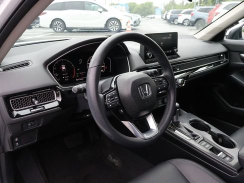 Certified 2024 Honda Civic EX-L image 16