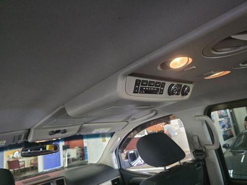 Used 2012 Nissan Armada SV AWD/4WD image 13
