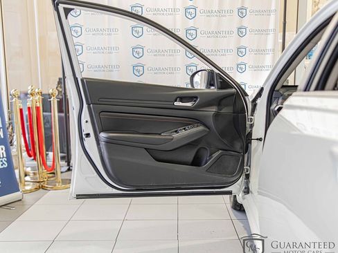 Used 2019 Nissan Altima 2.5 SR w/ SR Premium Package image 30