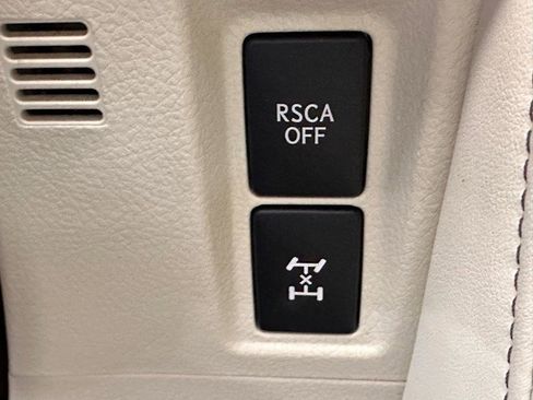 Used 2010 Lexus GX 460 image 21